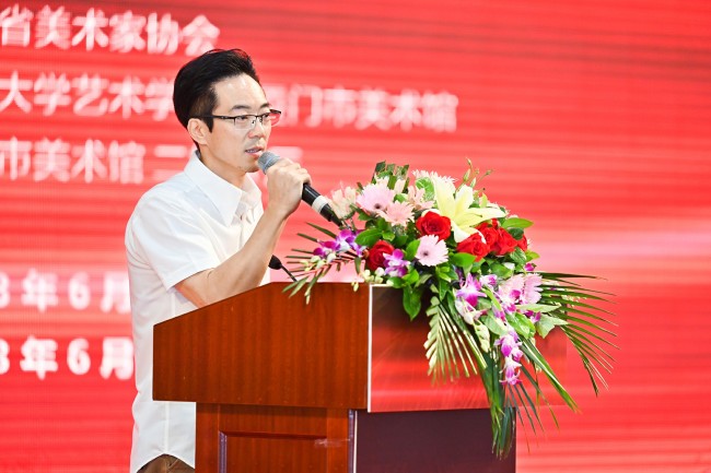 厦门大学艺术学院美术系2023届本科,研究生优秀美术作品展今日开幕_山