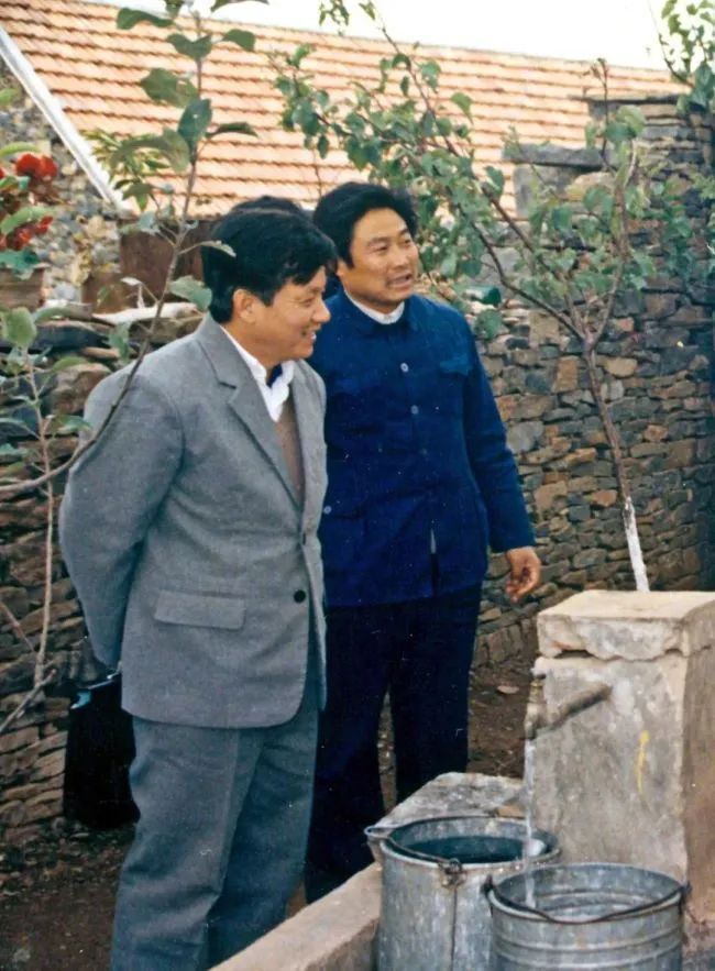 【李想集锦】（219）丨帮过九间棚的好县委书记，人民记着