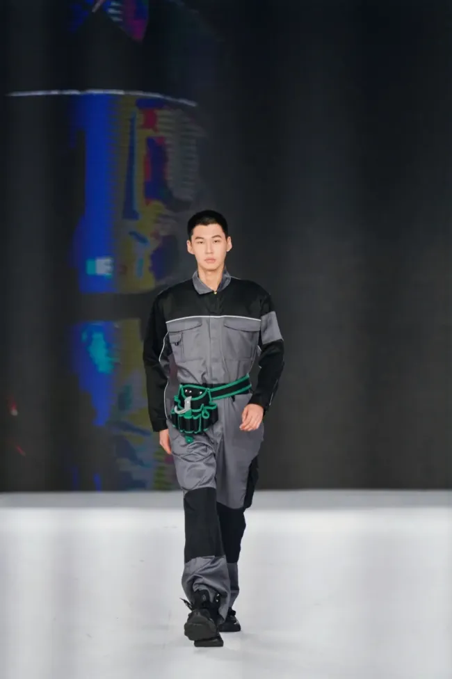 迪尚集团现代工装展演 | 从粗布工装到数字战袍：一部山东工装制造的奋进史
