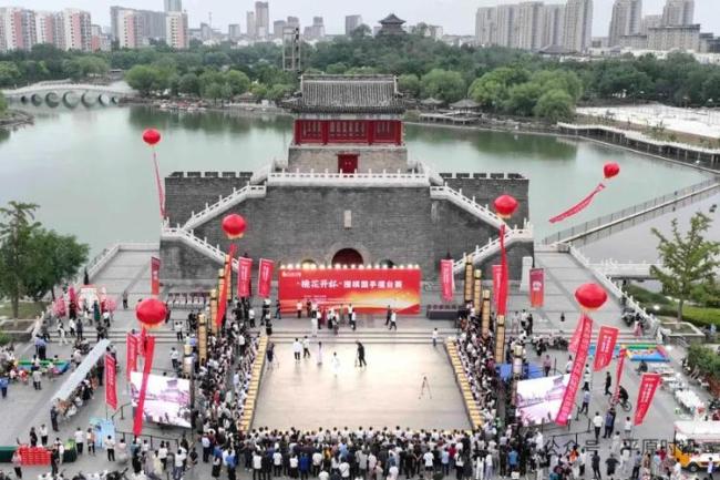 德州平原千年古县落子有声，小棋子转动围棋产业大舞台
