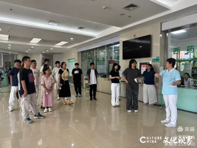孙云早丨桃花源青岛城阳区社会福利中心（青岛颐德康复医院）举行隆重仪式祝贺员工子女金榜题名