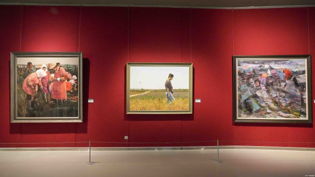 “青绿齐鲁——2025山东省油画作品展”在山东美术馆开展