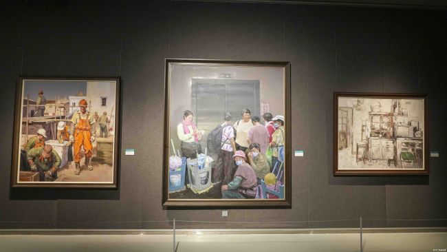 “青绿齐鲁——2025山东省油画作品展”在山东美术馆开展