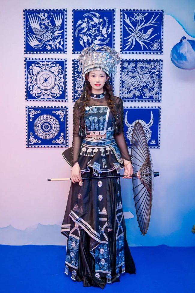 一场场民族风情下午茶在莎蔓莉莎全国各门店燃爆……