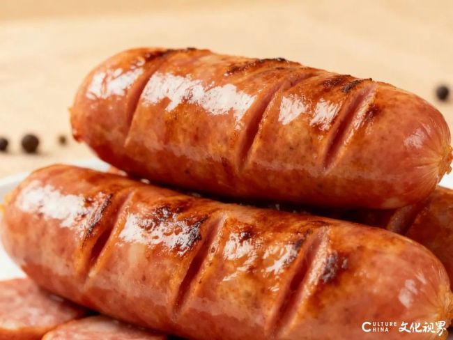 得利斯爆品“好肉肉醇香爆汁烤肠”——80%黑猪肉+全程自控，一口爆汁，肉感拉满