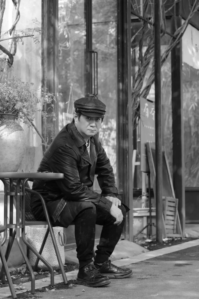 刘立勇·山水画 | 笔法洒脱而恣肆放达,画面充盈着纵逸奔放、浩荡奋起的美感