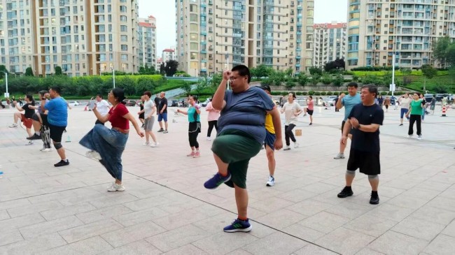 ﻿科学减重引领慢病防控新浪潮，“莱山模式”打造社区健康新标杆