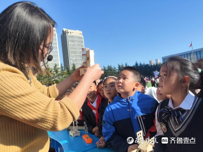 从烟台市莱山区校园科技节看如何让科学教育真正“落地生根”