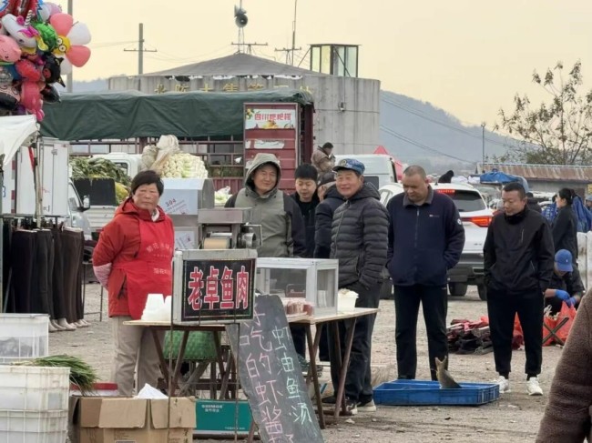 山海相逢“橙”意浓 “巫山恋橙”香莱山