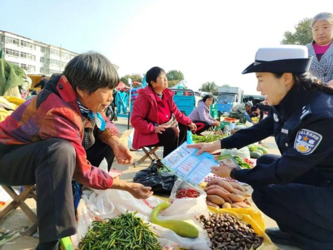 威海交警：立体化宣传推动“百日行动”落地见效