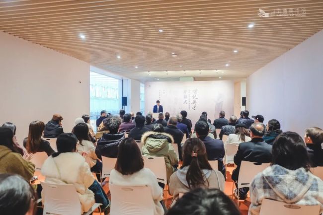 “世纪英才——刘波·百年人物画赞南通展”昨日开幕，展期至明年1月25日