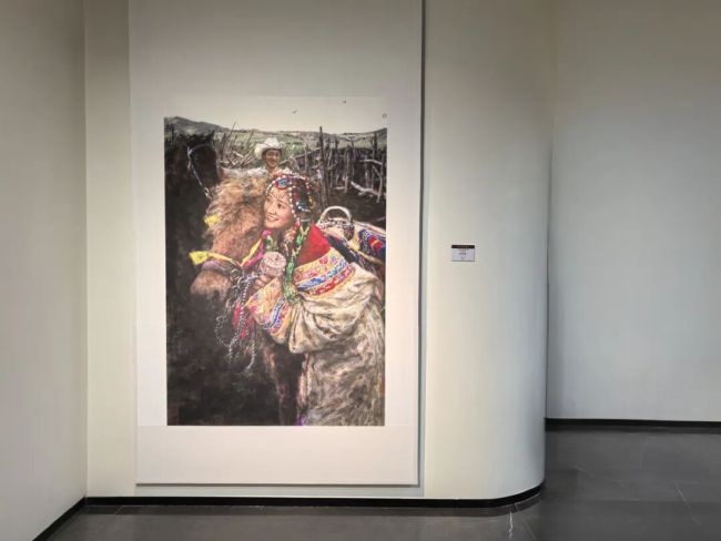 南海岩丨墨彩绘马韵，藏风承吉祥