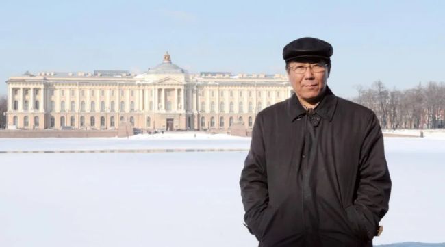 【DeepSeek谈艺】王铁牛·风景油画 | 每一抹色彩都浸透了对自然的感知，交织成富有诗意的视觉诗篇