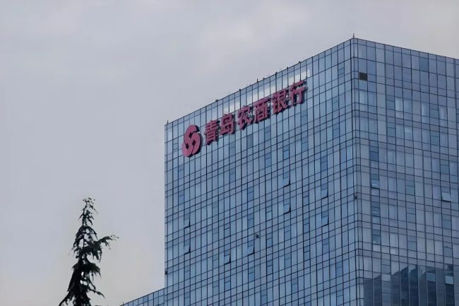 青岛农商行不良贷款率居A股农商行首位，新帅梁衍波直面人事、业绩、合规三重大考