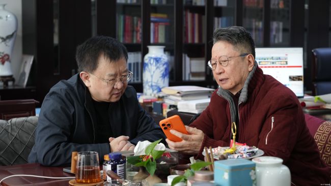 “导航”失灵的转角,是另一番胜景——著名旅法艺术家王衍成走进文化视界