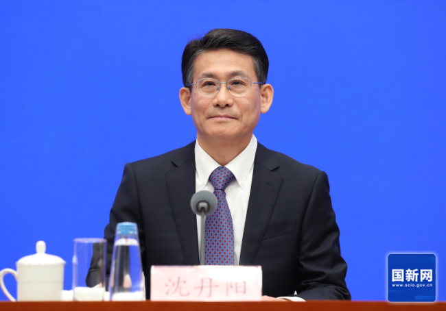 两会解读 | 《政府工作报告》关注青年就业,1270万高校毕业生迎就业支持