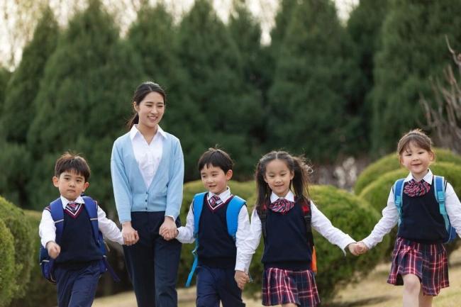 国新办解读“十五五”规划纲要草案,聚焦教育医疗社保民生部署