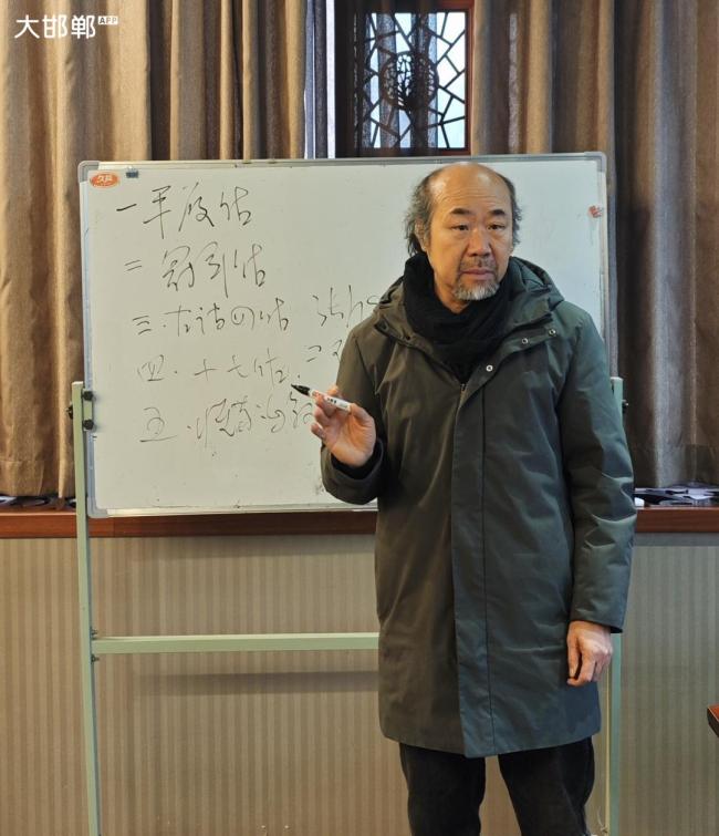 春雨润物,墨香沁心——李琦书法公益课首期在邯郸开讲