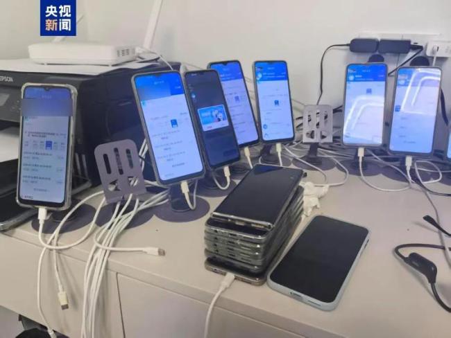 专家号几秒抢空却没人看病？上海警方揪出幕后抢号黑产团伙