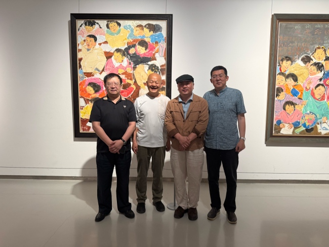 “意笔写心——王桂勇油画作品展”昨日在山东美术馆开幕