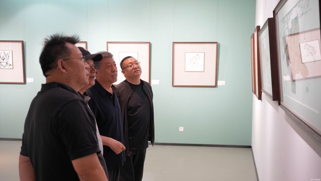 “山君气度——刘扬画虎作品展”昨日在济南隆重开幕