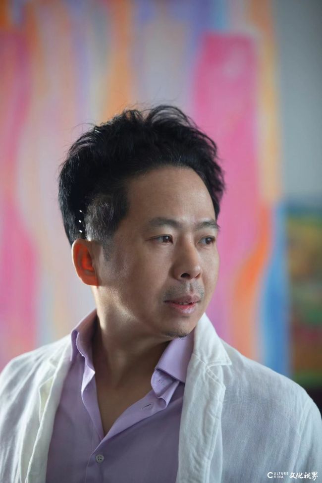 戴平均 | 色彩的狂欢之下,始终藏着对生命状态的深刻体察