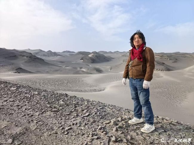 秦天星·风景油画 | 凝望艾丁湖，镌刻戈壁乡愁