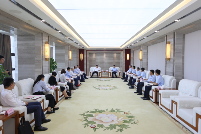 中泰证券赴华鲁集团举行交流座谈会