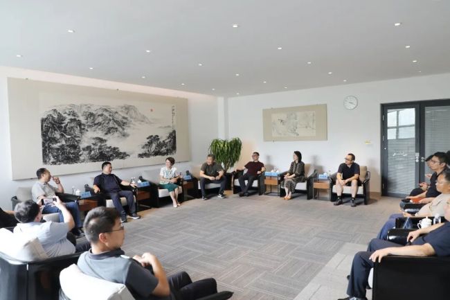山东桃花岛艺术乡村文化旅游发展有限公司董事长董方军一行到访山东艺术学院开展交流活动