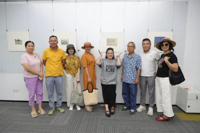 “棒·喝——黄剑波油画棒艺术展”在中山惠美术馆开幕