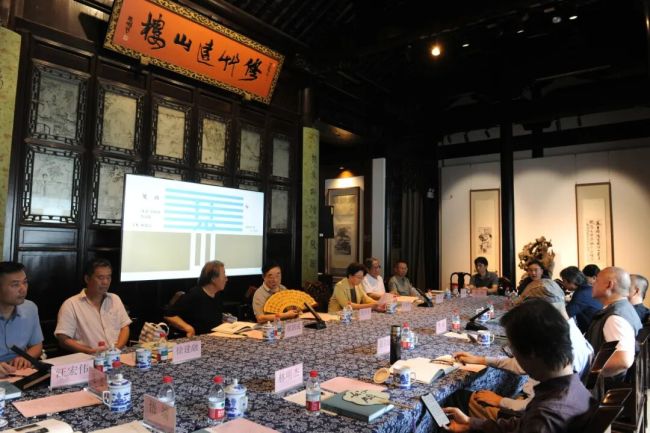 “见山——庞飞山水画作品展”学术座谈会在上海程十发艺术馆举行