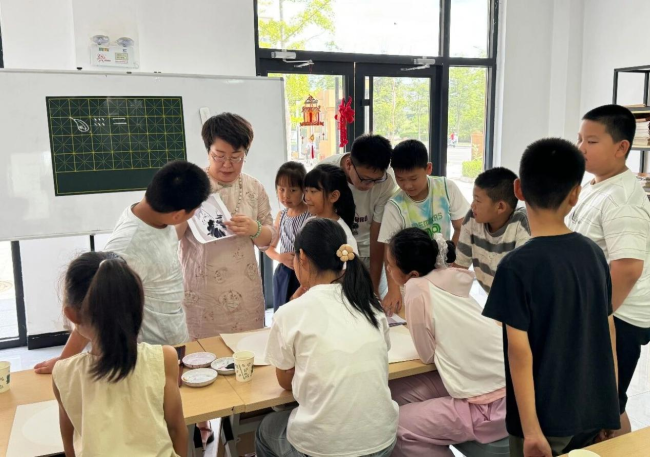 威海临港区草庙子镇：暑期特色“护苗＋”课堂，守护青少年健康成长