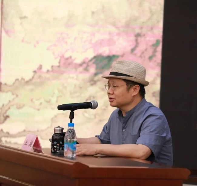 对话丘挺 | 在“读画”的基础上，重建“知行合一”的创作理论与实践体系