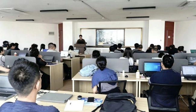 AIGC漫剧全流程创作实战培训班在威海临港区开班