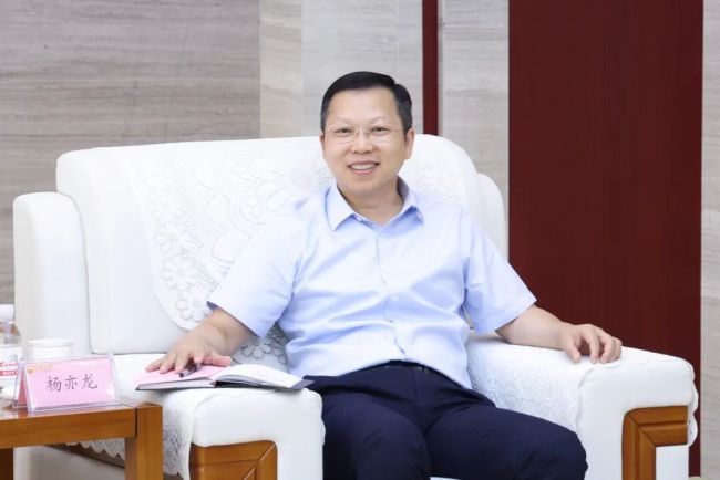 华鲁集团党委书记、董事长杨亦龙会见中国太平战略客户部、协同发展部总经理孙辉