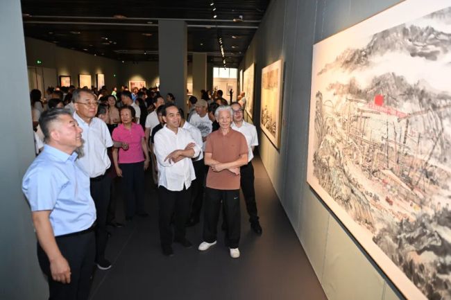“运河丹青·八桂华章——漓江画派平陆运河主题美术作品展”在广西美术馆开幕,展期至9月27日