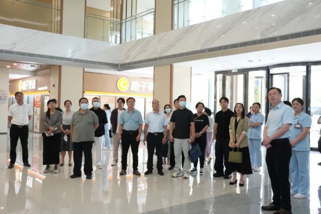济南市历下区政协赴银丰（济南）医院调研，点赞“医养融合”模式与非侵入式脑机接口创新突破