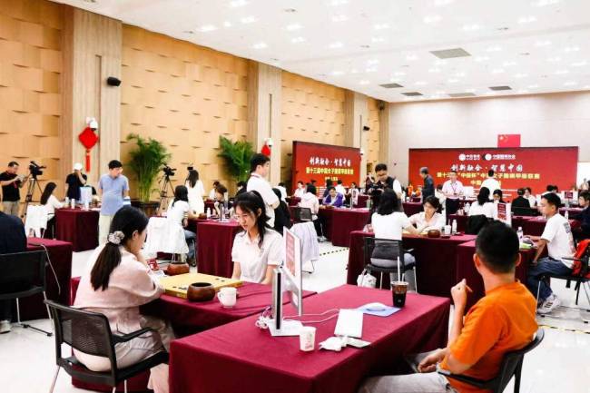 合影+签名+车轮战！中国女子围棋甲级联赛落地潍坊安丘世界风筝公园
