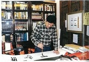扎根中原沃土，承载山河人文气象——周斌的笔墨跋涉与时代担当