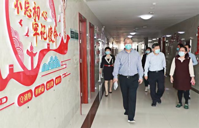 陕西中医药大学党委书记刘双耀到马克思主义学院调研