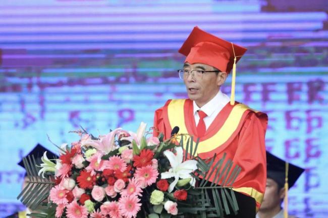 西安工商学院举行2022届学生毕业典礼暨学位授予仪式