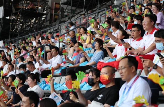 陕西省第十七届运动会在榆林开幕 刘国中宣布开幕