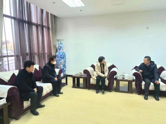 宝鸡眉县县委县政府领导拜访慰问宝鸡高新区钛材企业