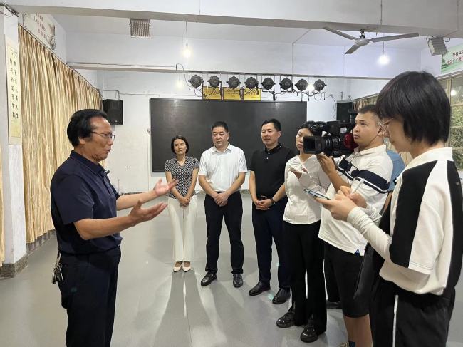统战宣传基层行 | 刘景才:希望多为旬阳培养优秀演艺人才