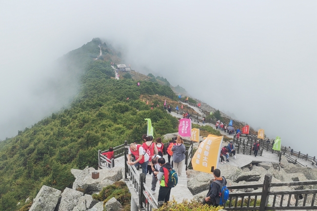 2023陕西省徒步大会在太白山成功举办