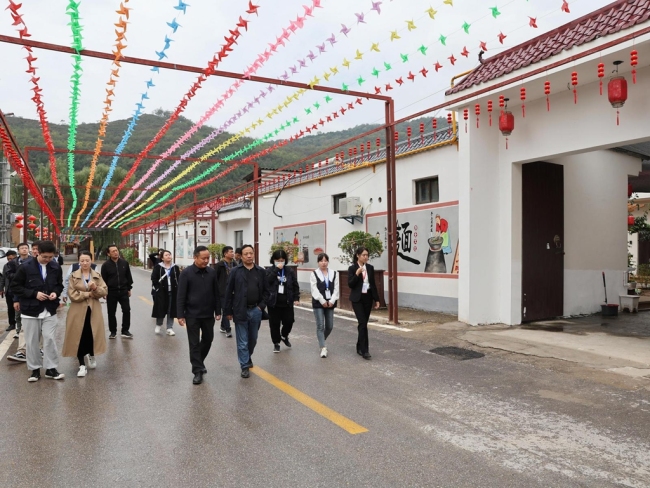 黄陵县刘家川村：享受生态美，吃上生态饭