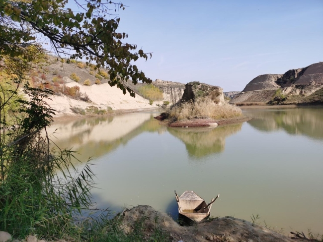 横山区赵石畔镇：绿水青山同奔赴