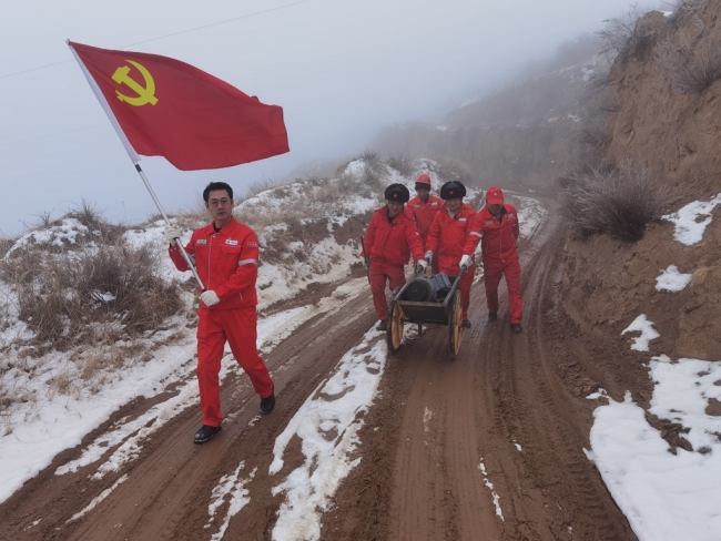 长庆油田采油四厂以雪为令打好油气生产主动仗