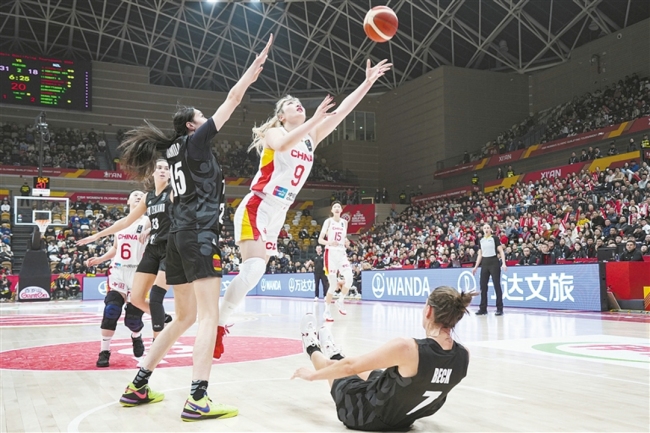 篮球迎新春 体育过大年 | 女篮奥运会资格赛在西安遇见中国年