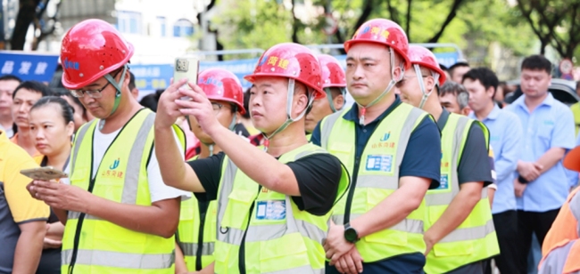 活动现场建筑行业代表